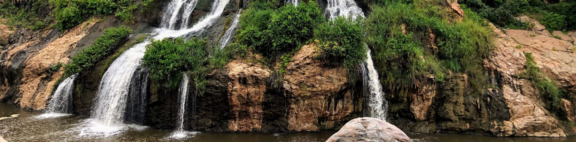 Panoramic view of waterfalls in Karnataka (India)