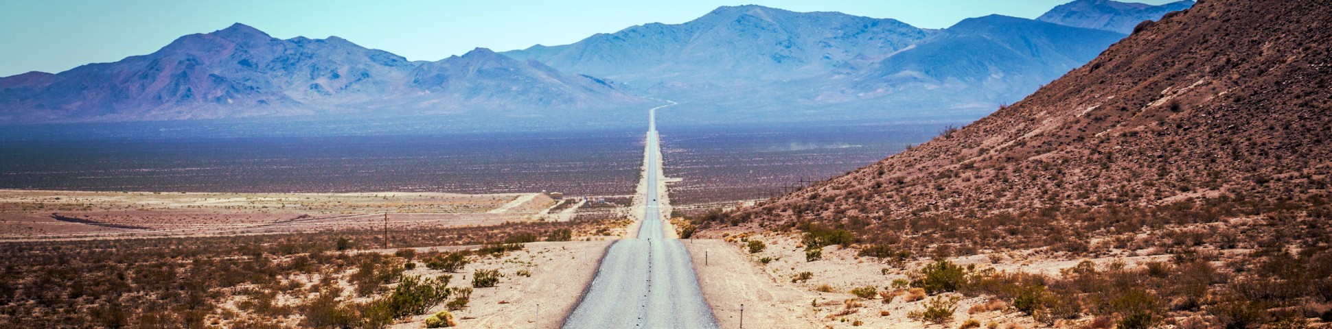 Road in the Death Valley (California)