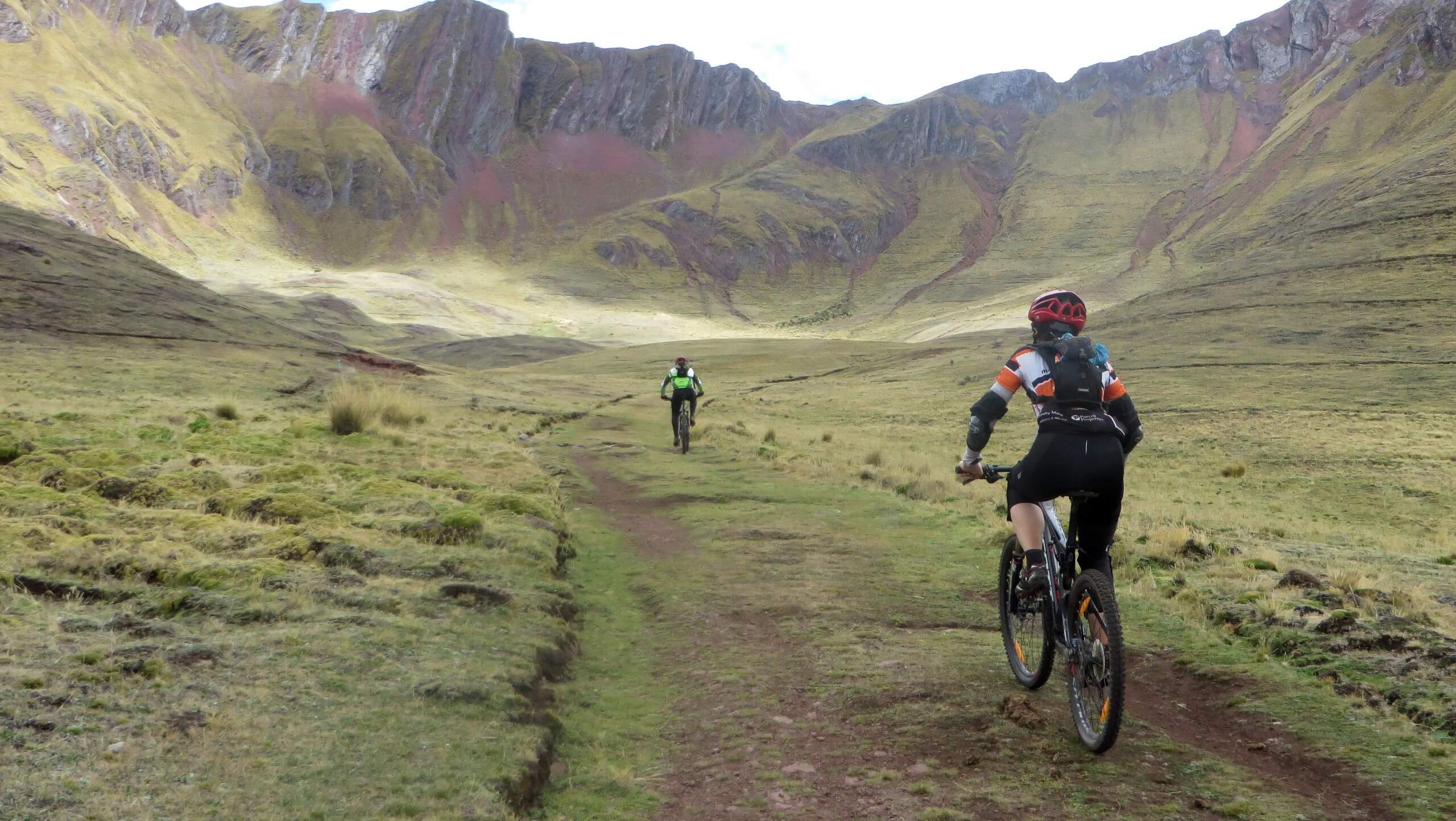 Mountain Biking Adventure in the Sacred Valley