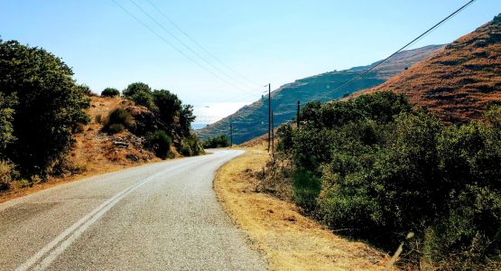 Windy road in Kea Island