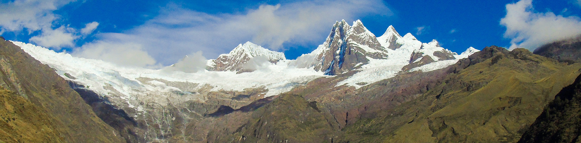 Great panoramic views of Peru on guided trek