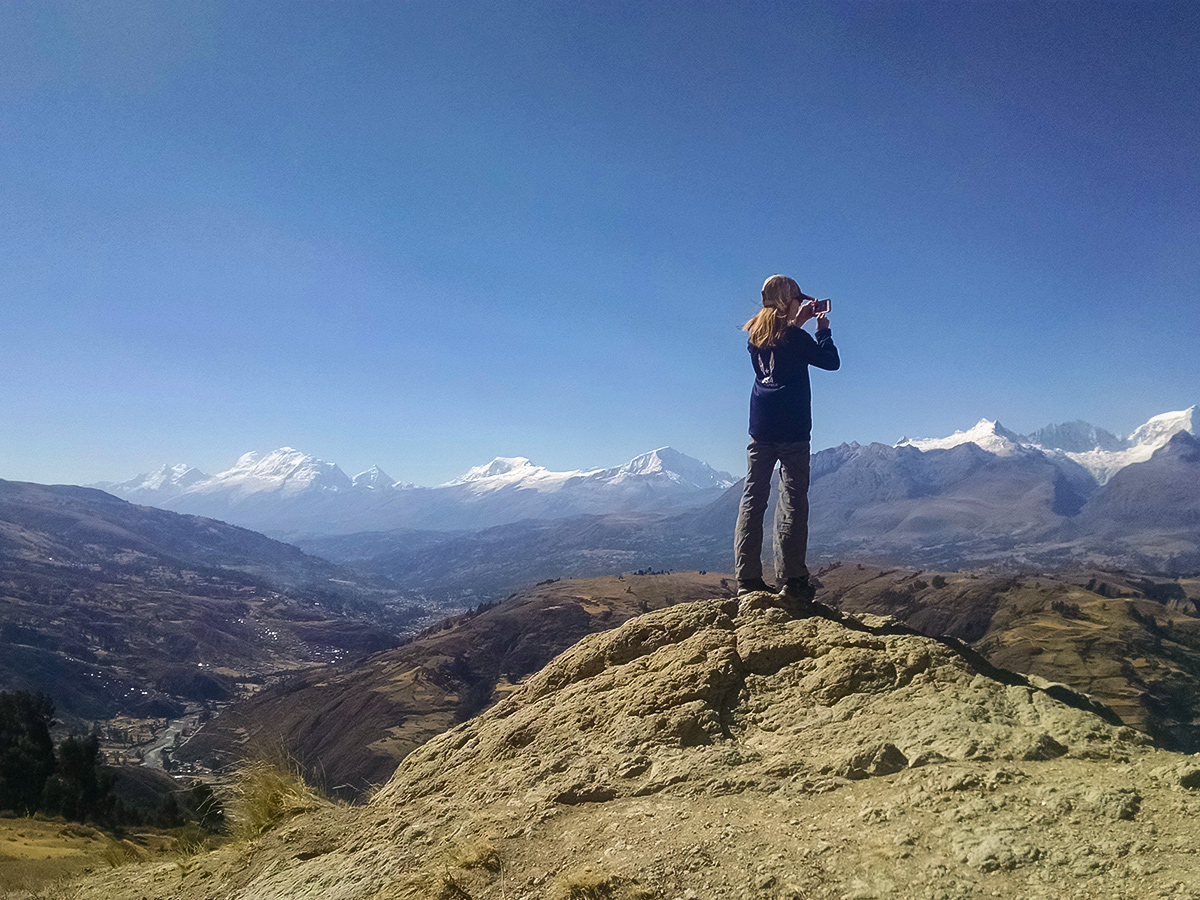 Hiking to Wilcacocha from Huaraz with guide