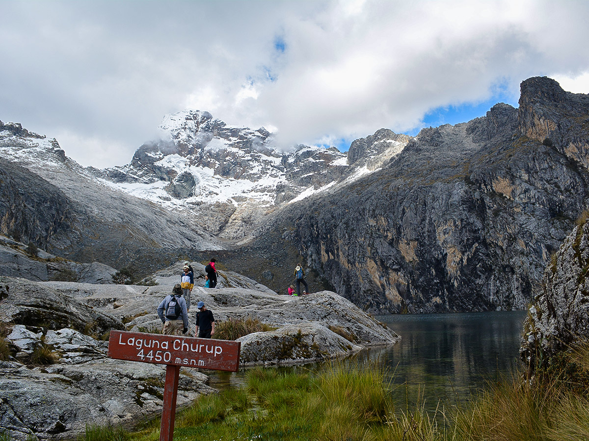 Laguna Churup guided tour in Huaraz