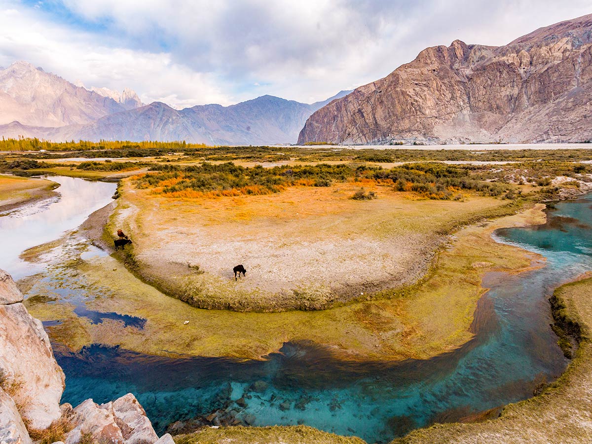 Sailing Valley on guided Overland Tour in Skardu Valley Pakistan