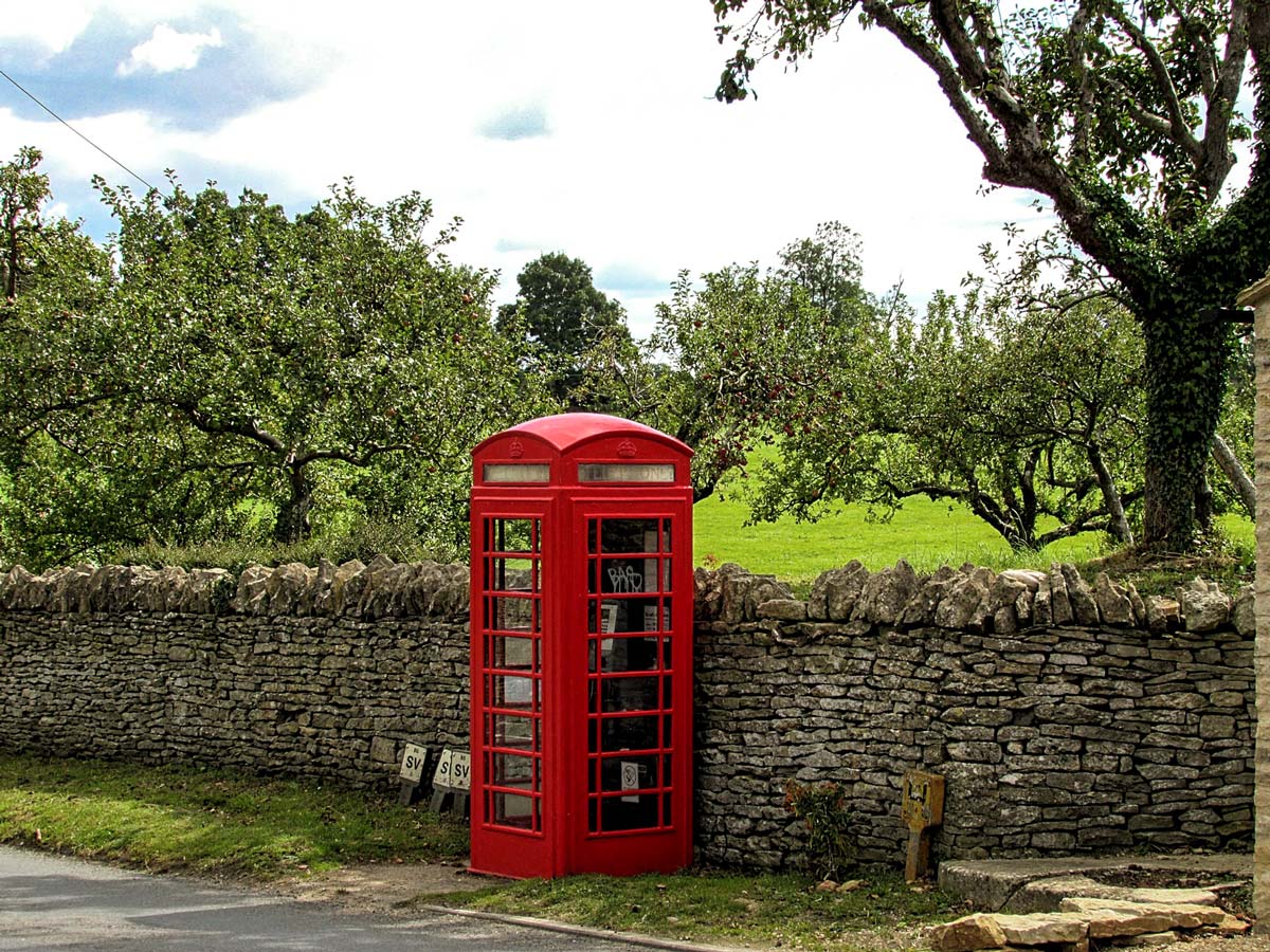 Make a call on the Cotswold way