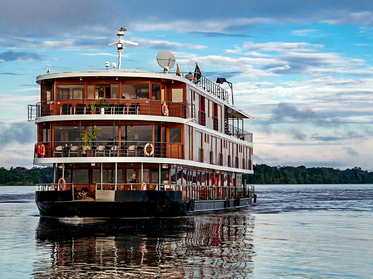 amazon river cruise ecuador