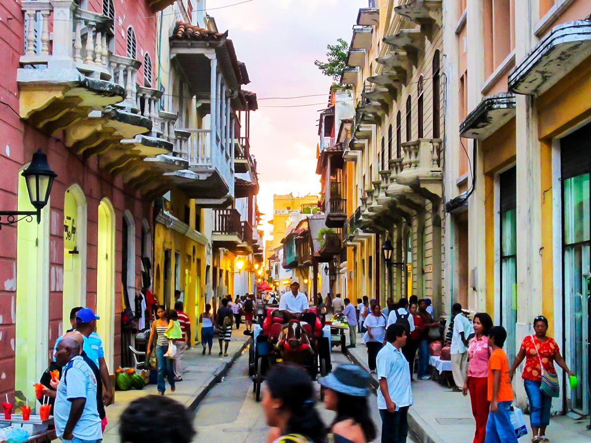 Cozy streets of Cartagena seen on Colombia Off Road