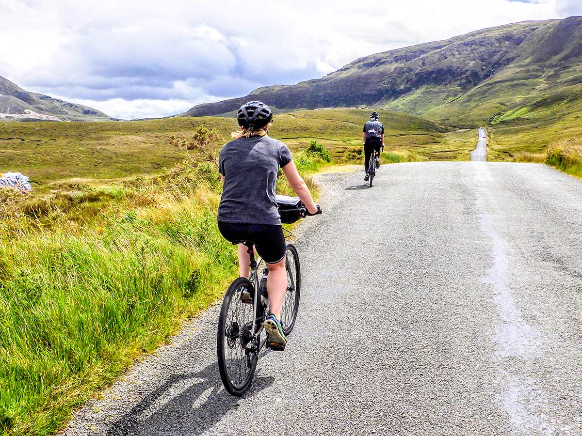 Deluxe Cycling in Kerry Mountains Tour includes biking throught the beautiful countryside of Ireland