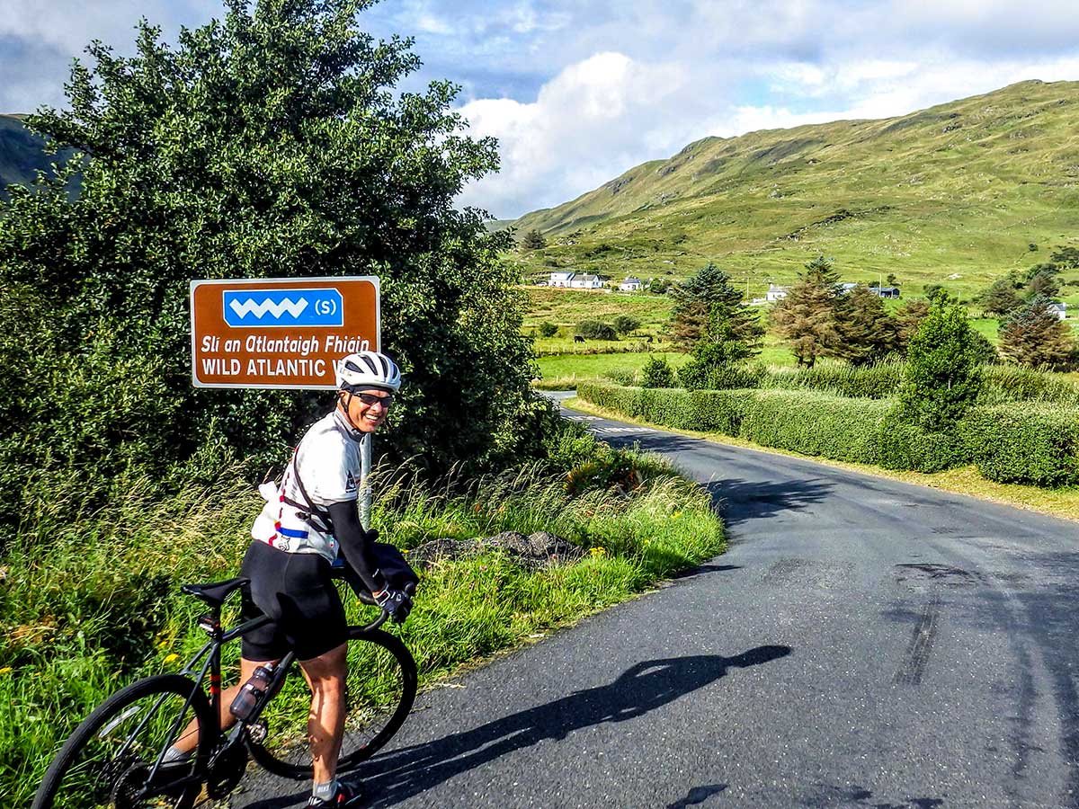 Wild Atlantic Way on Deluxe Cycling in Kerry Mountains Tour