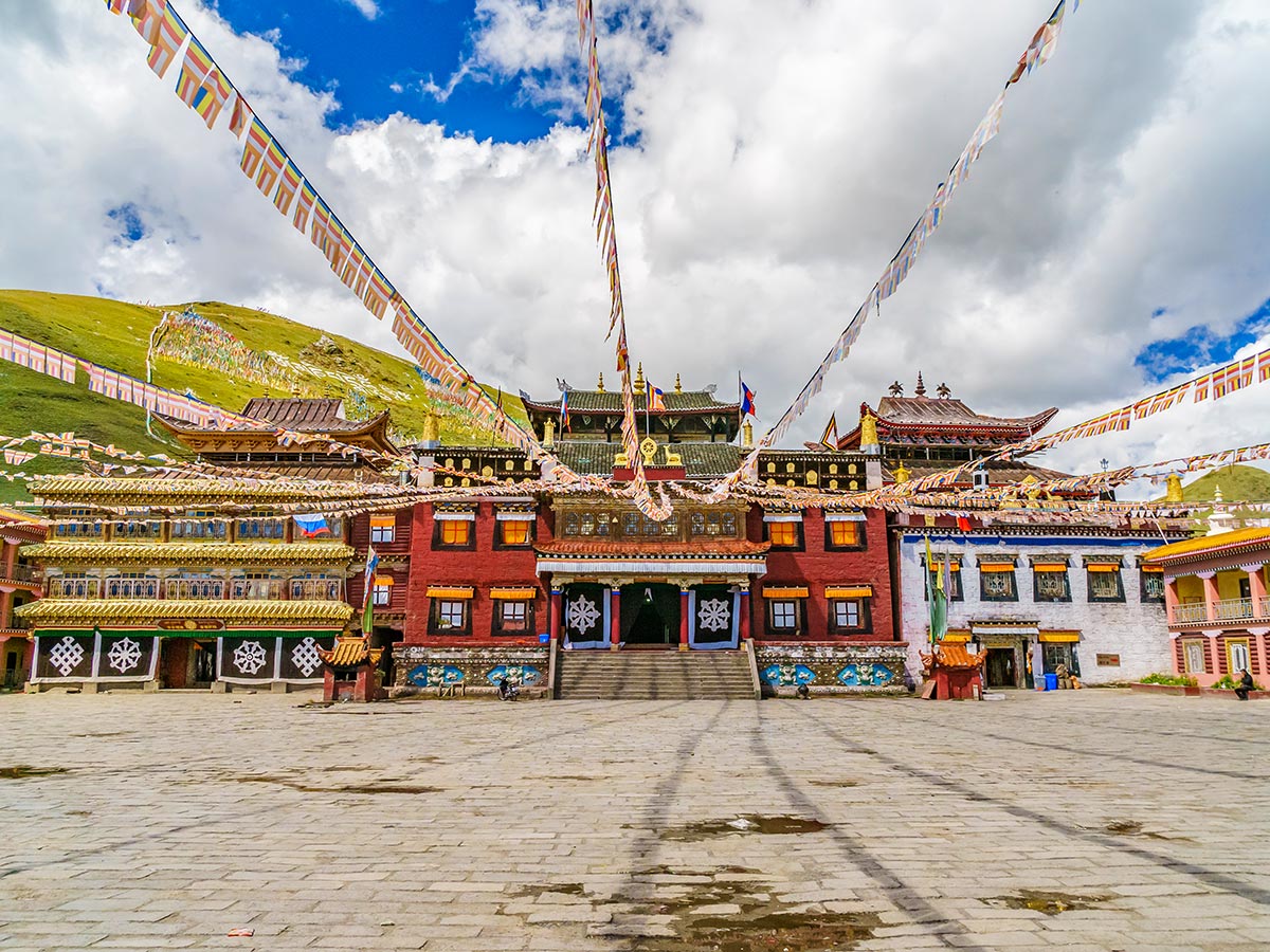 Journey to Mount Kailash Tour in Tibet is a treat for culture lovers
