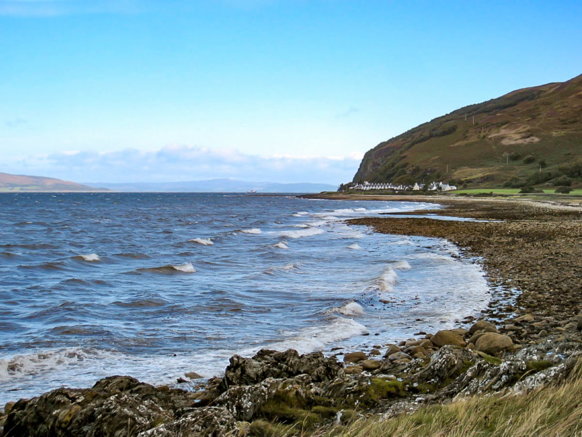 Clyde Islands Whiskey Tour in Scotland includes hiking along the coast