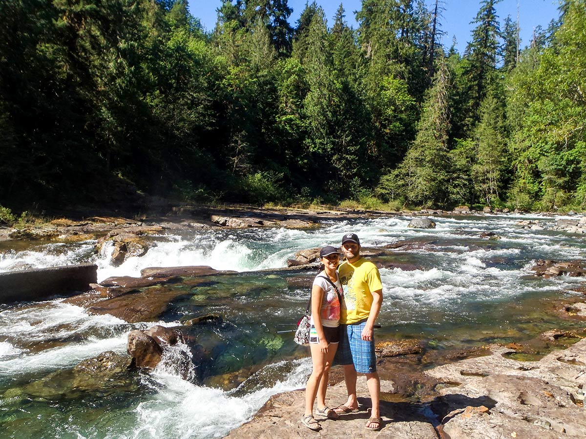 Couple posing near Campbell River in Vancouver Island on a guided tour