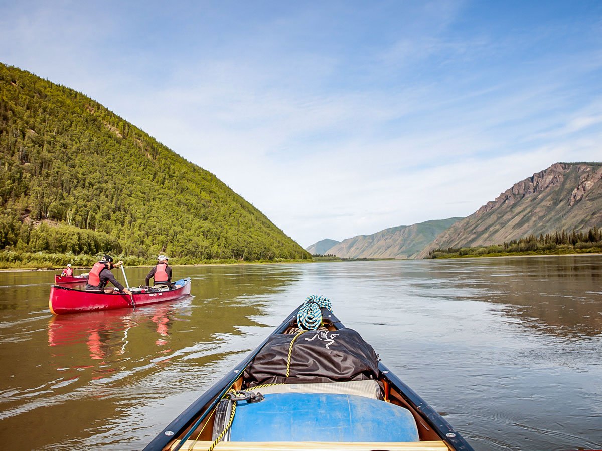 Moring paddle with a guided group on Yukon River