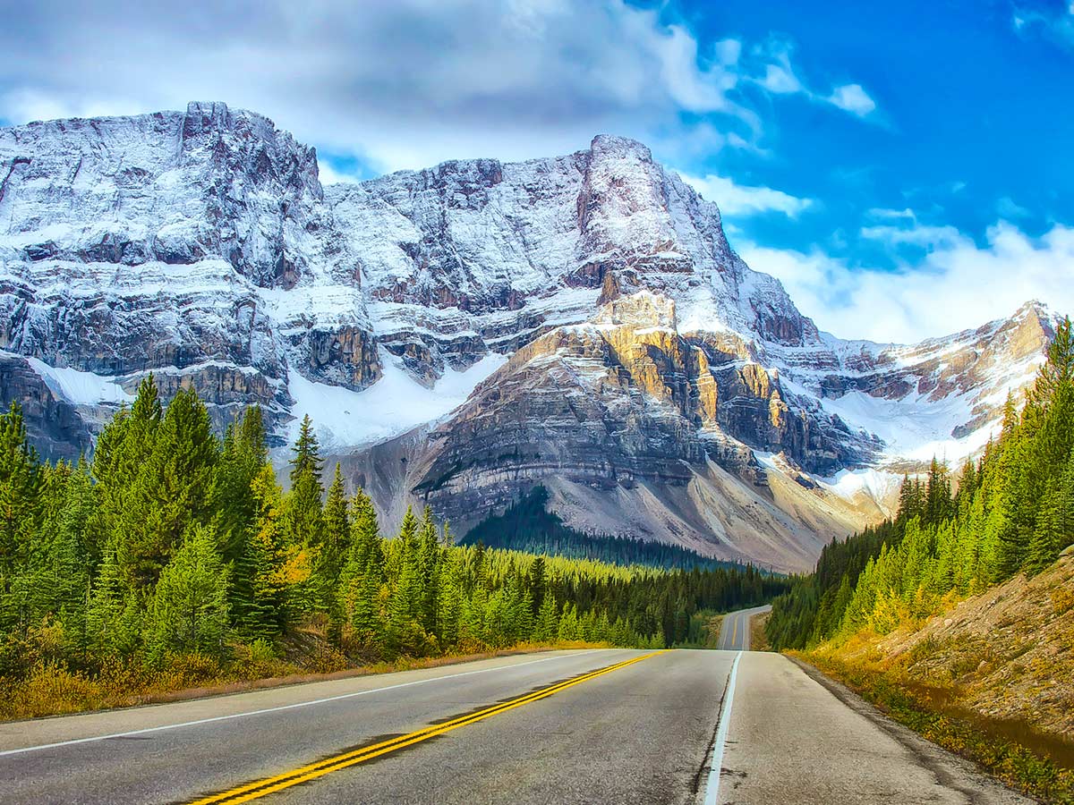 Icefields Parkway, as seen on a guided tour to the Rocky Mountains of Canada
