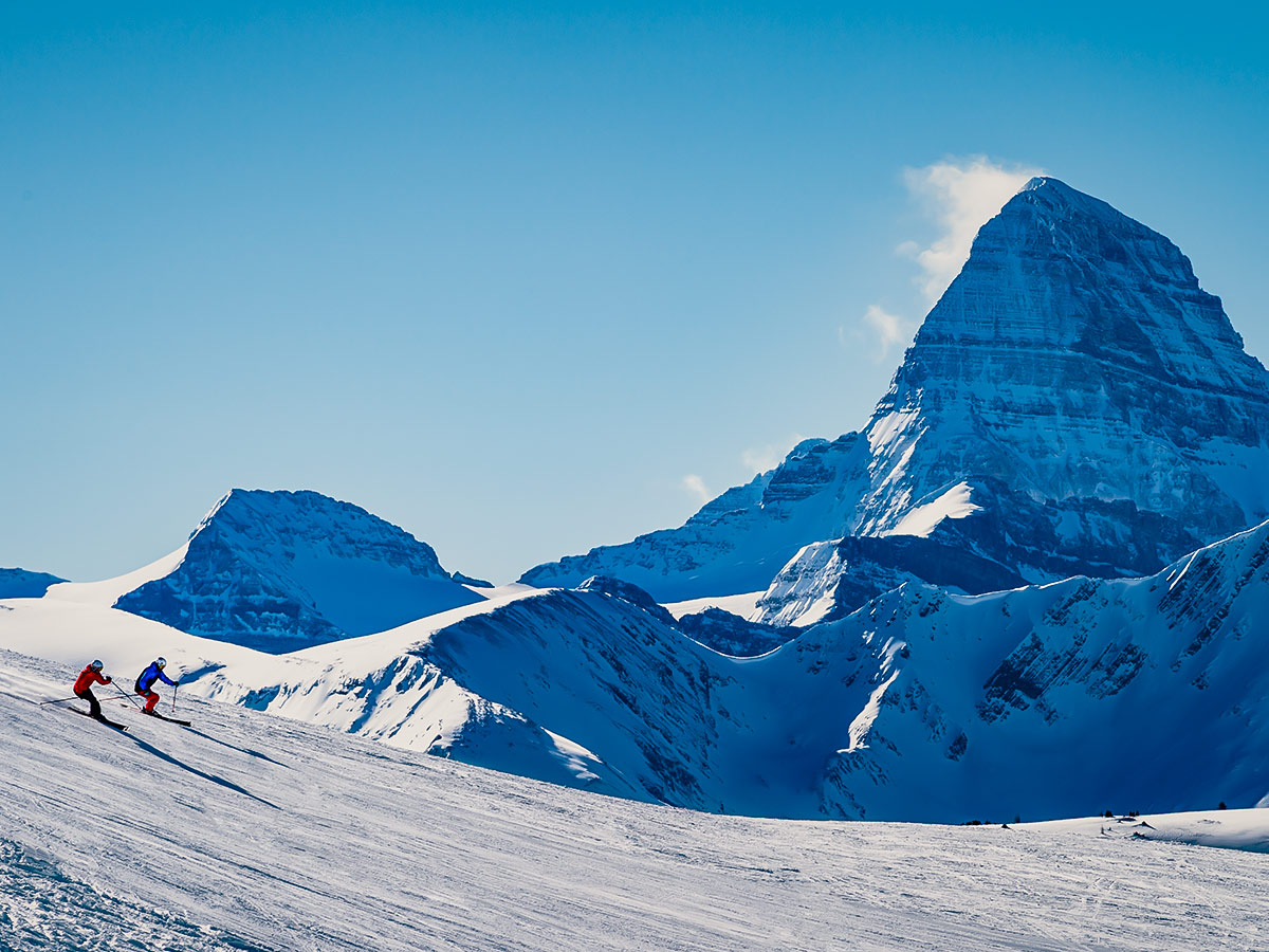 Stunning snowy peaks in the Canadian Rocky Mountains