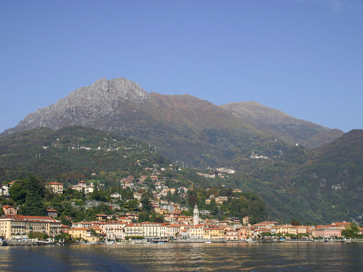 Mountains behind the town on Lake Como shores