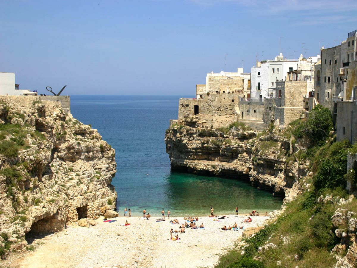 Self-guided biking tour in Puglia rewards with visiting several beautiful bays