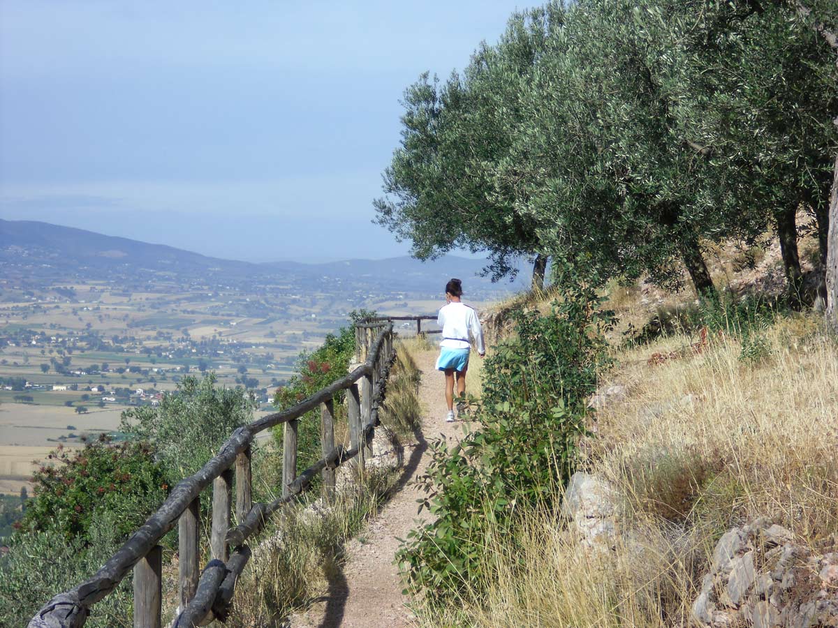 St Francis path between Assisi and Spoleto