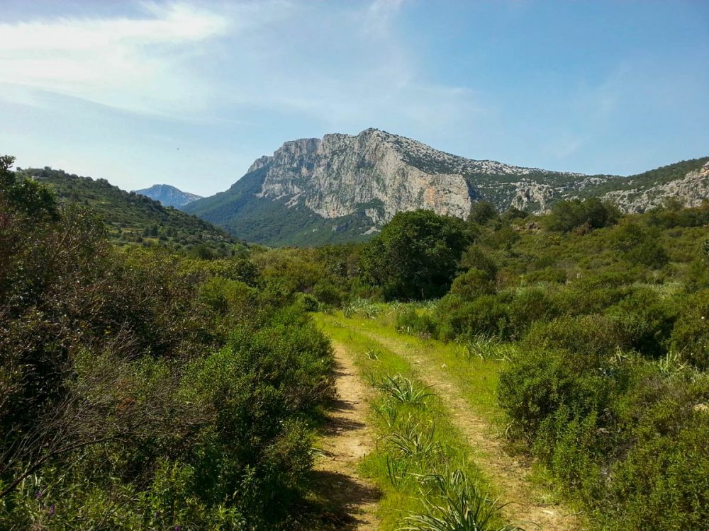 hiking tours sardinia