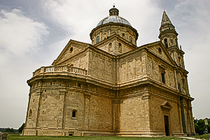 Self-guided biking tour in Val dOrcia Tuscany rewards with stunning views