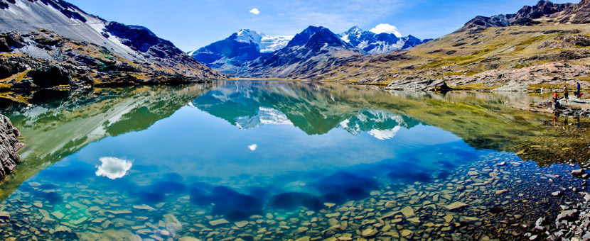 Trekking in the Cordillera Apolobamba