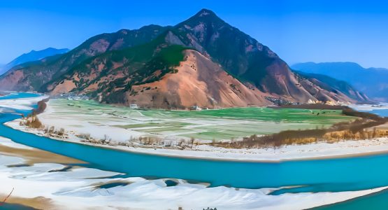 Trekking at Meili Xueshan in Northern Yunnan