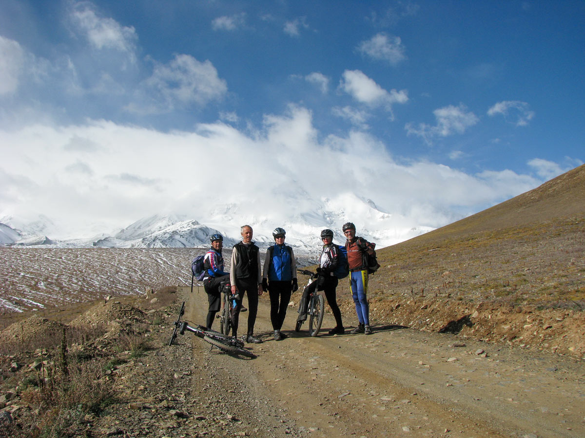 Bikers stop along ride to Amnye Machen Base Camp in Tibet