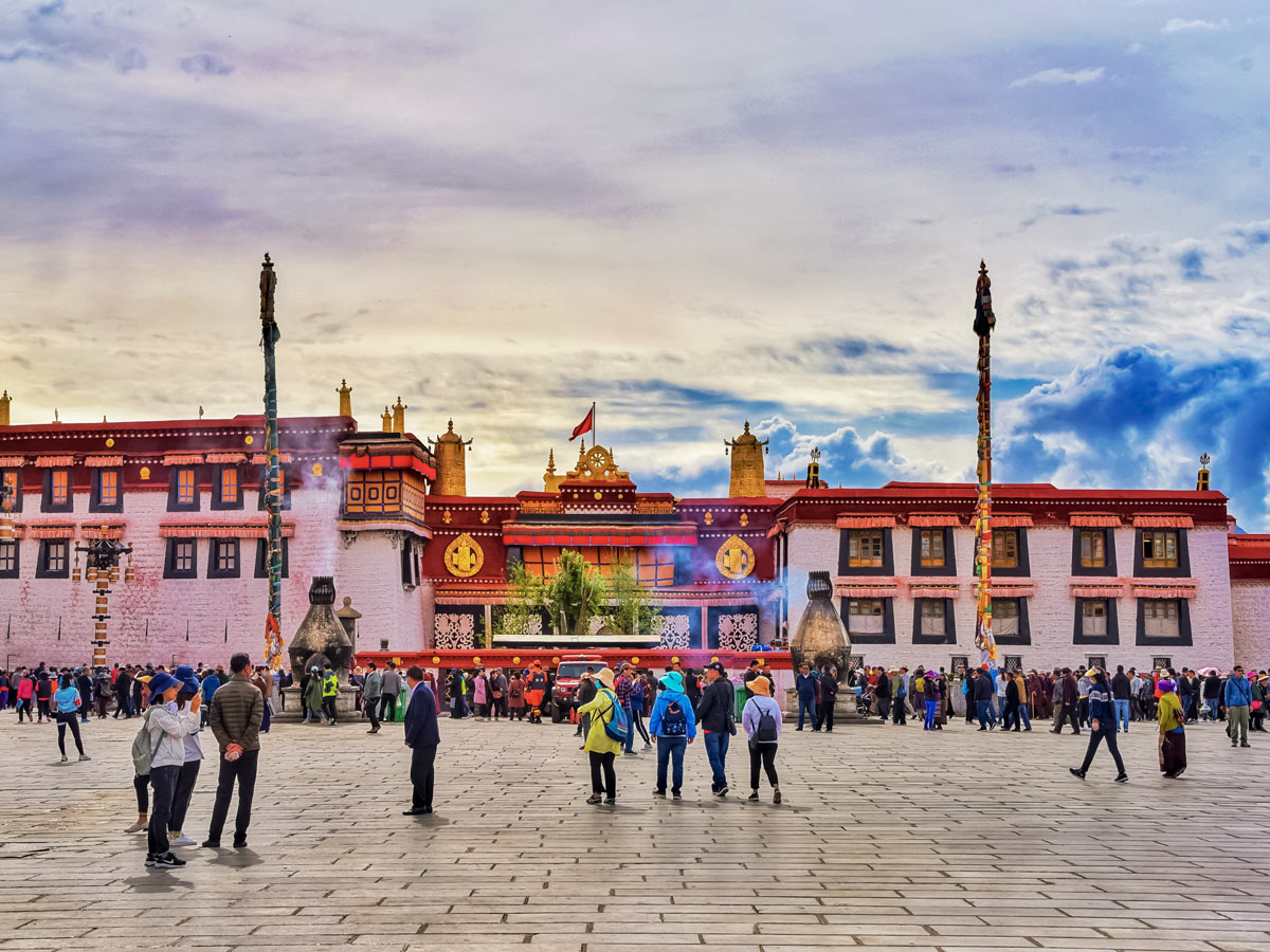 Beautiful urban Jokhang seen along Great Bike Tour in Central Tibet