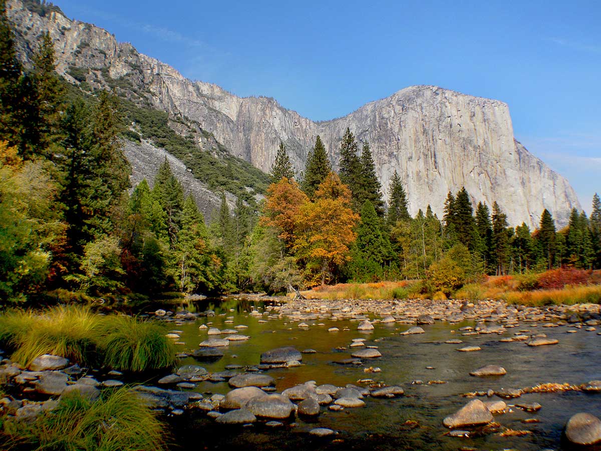 Autumn colors in the Yosemite Valley