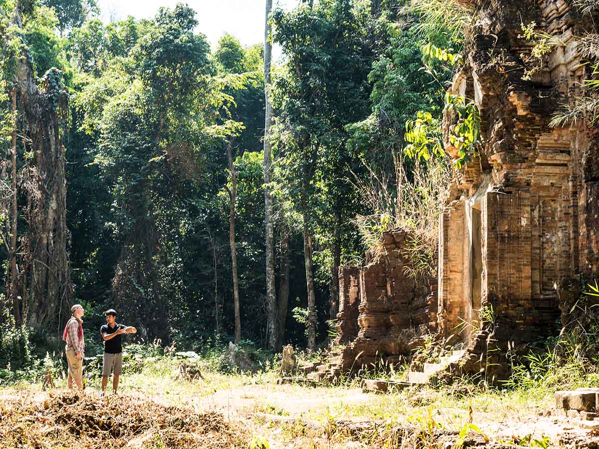 Exploring the Cambodian countryside