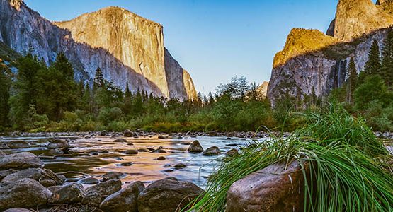 Hiking in Yosemite Valley Tour
