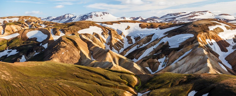 Laugavegur Hut-to-Hut Trekking Tour