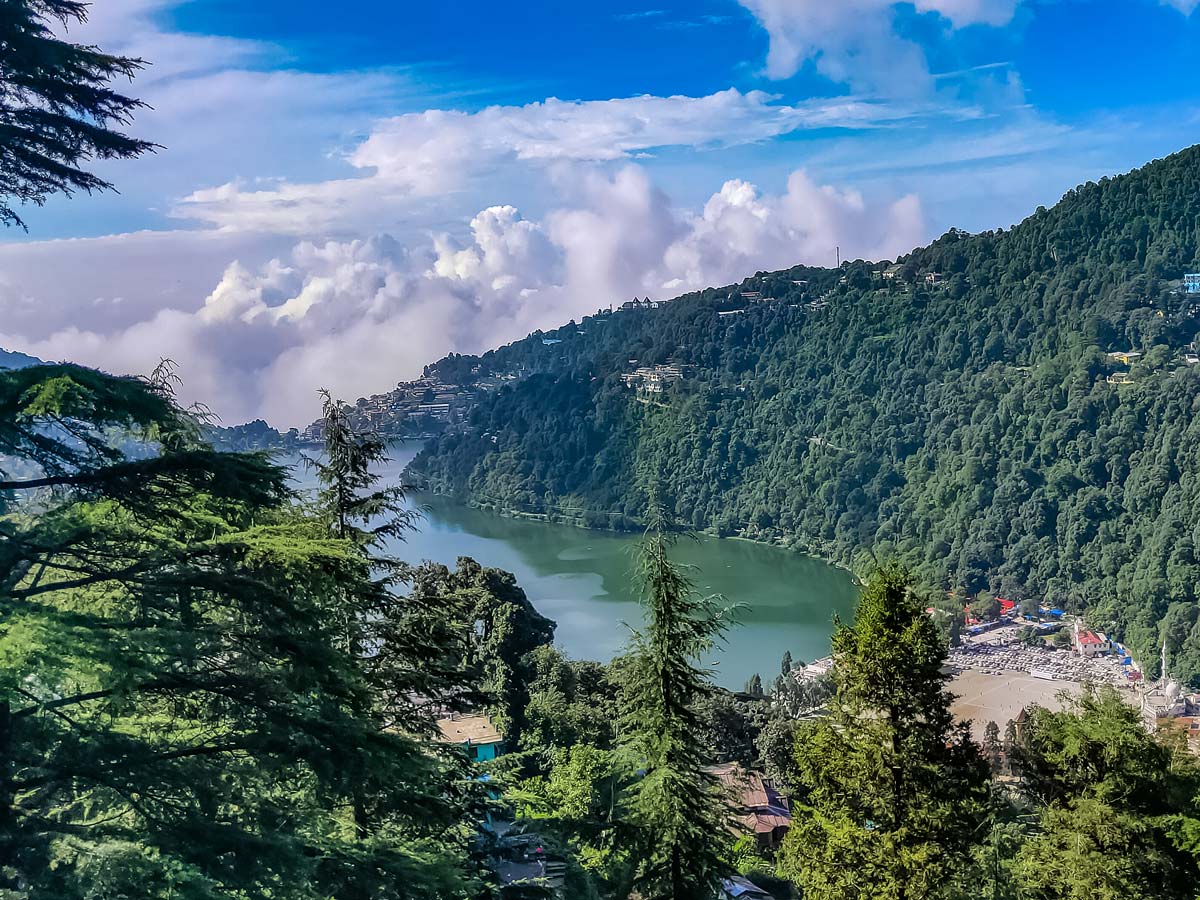 Village on the shore of a lake in the Himilayas in India