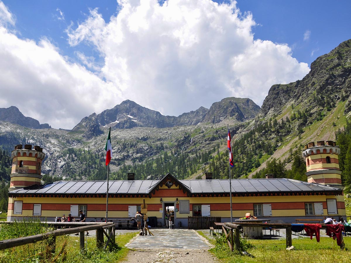 Mountain top lodge along Kings Path trek in France