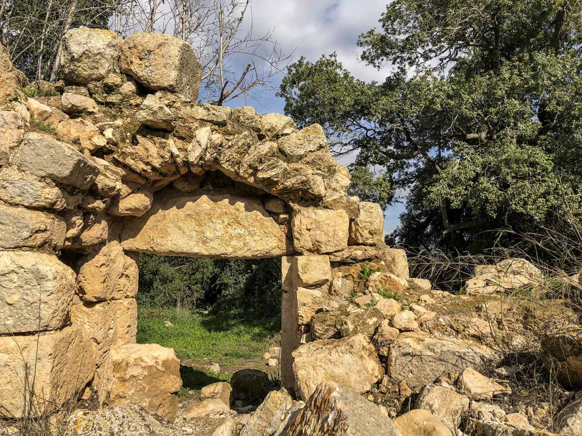 Seadim hiking Beit Guvrin to Jerusalem Israel