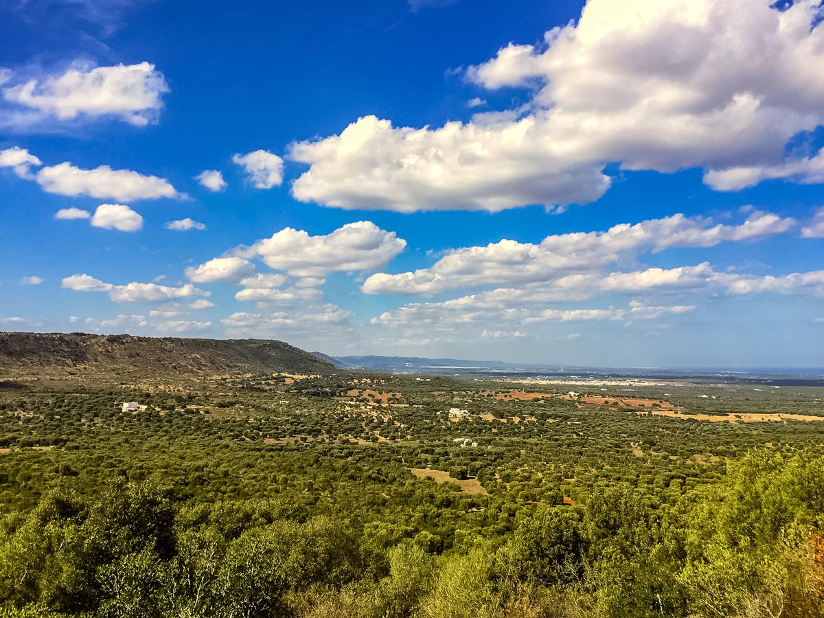 Trekking Murge along walking tour in Puglia Italy