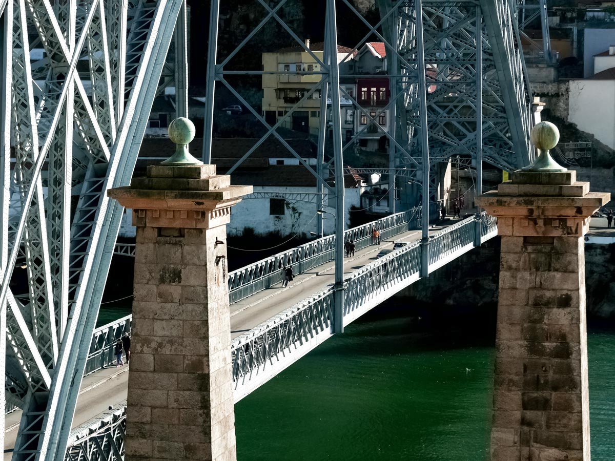 Porto Portugalia bridge cycling tour Portugal