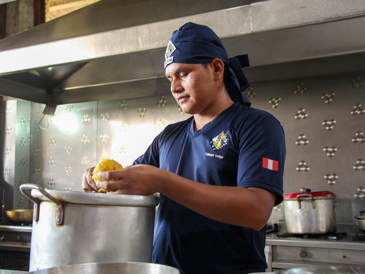 Amazon general tour local authentic cuisine Peru