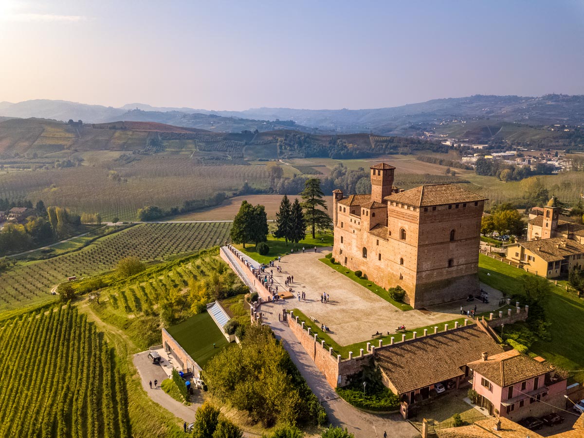 Grinzane Cavour Langhe castle estate vineyard winery Italian countryside family tour Italy