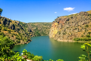 Biking the Douro Valley