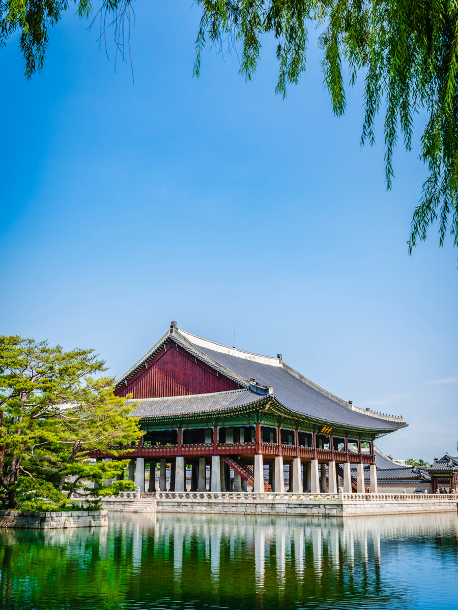 Gyeongbokgung Palace water mirror reflections Seoul South Korea adventure trekking tour asia