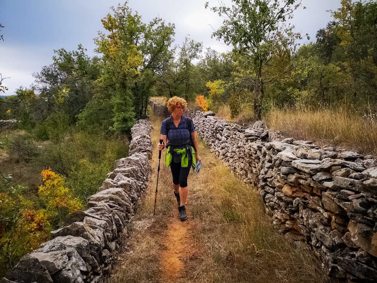 Sierra de Guara nuevas hiking ancient routes walking tour Spain