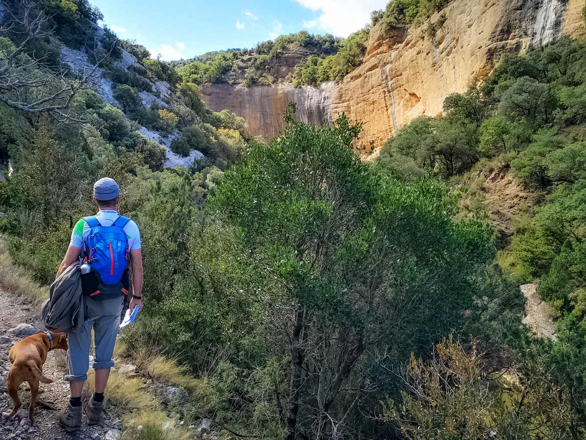 Sierra de Guara nuevas canyons moutains hiking walking tour Spain