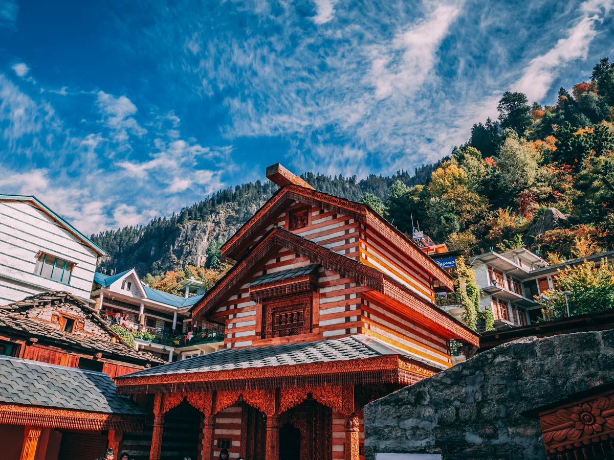 Manali Himachal Pradesh India cycling tour Himilayan mountains