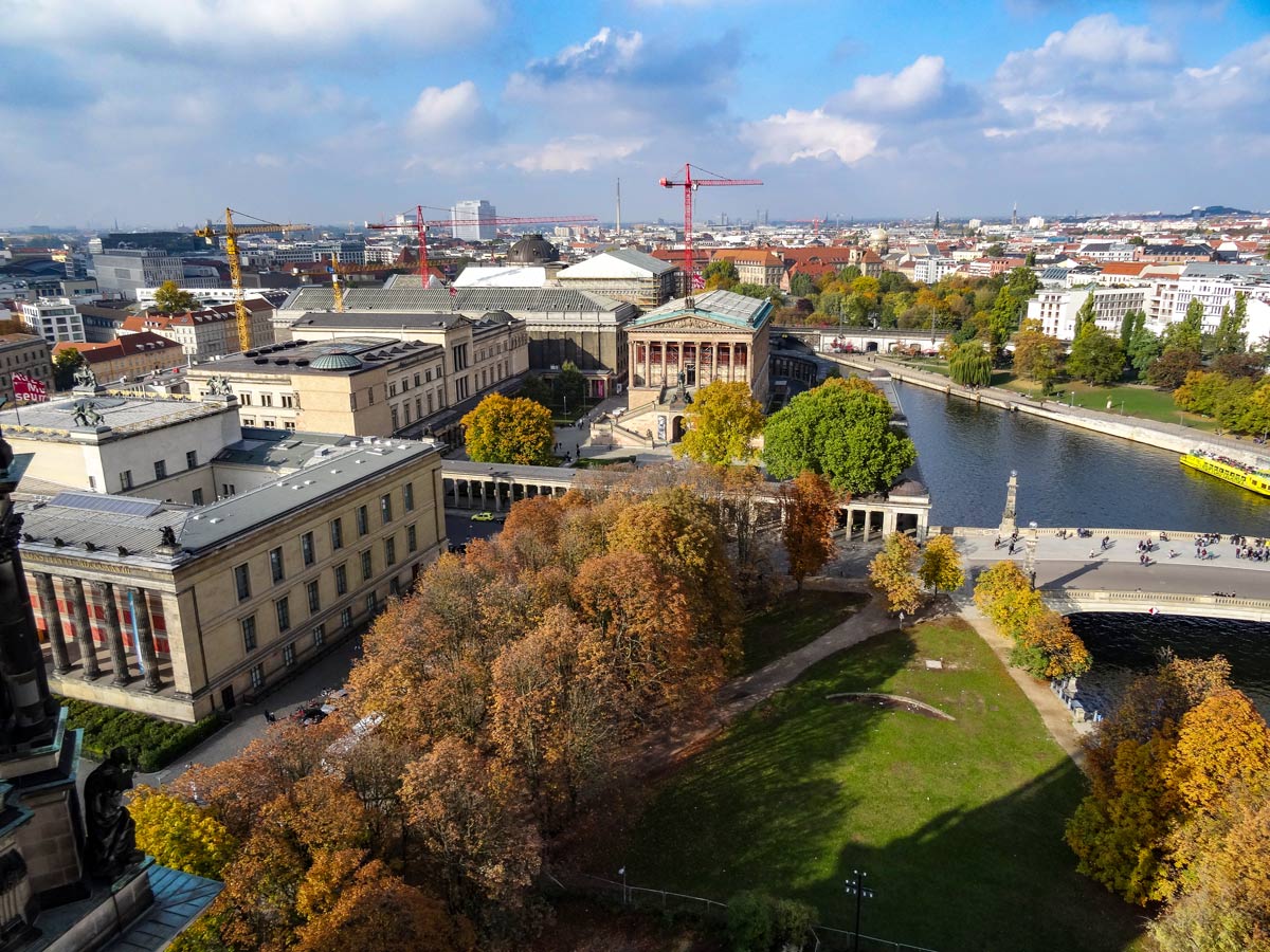 Blick auf Berlin View of Berlin skyline AugustusTours