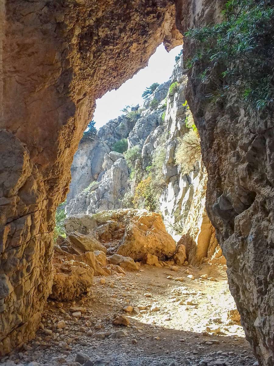 Stone arch family adventure tour Crete Greece