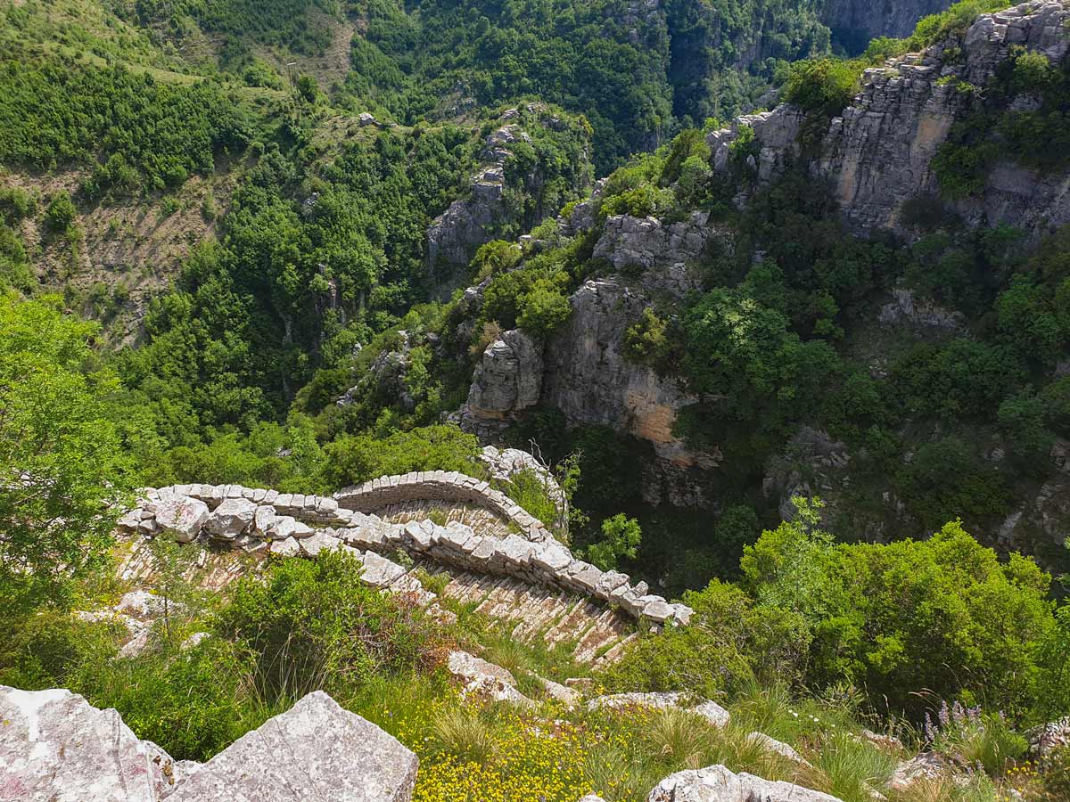 Vradheto steps Vikos Gorge hiking tour Greece