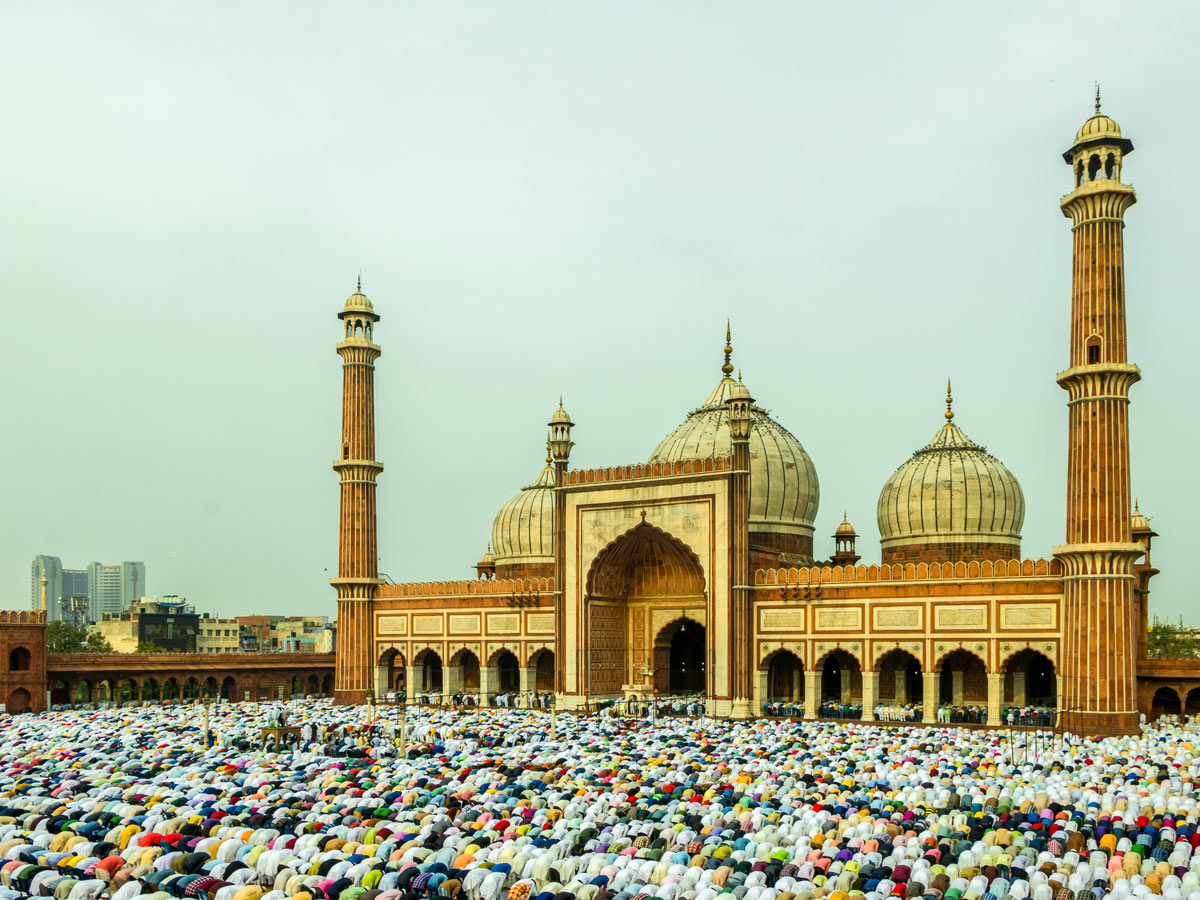 Jama masjid mosque old delhi india yoga Golden Triangle Himalayas India adventure tour