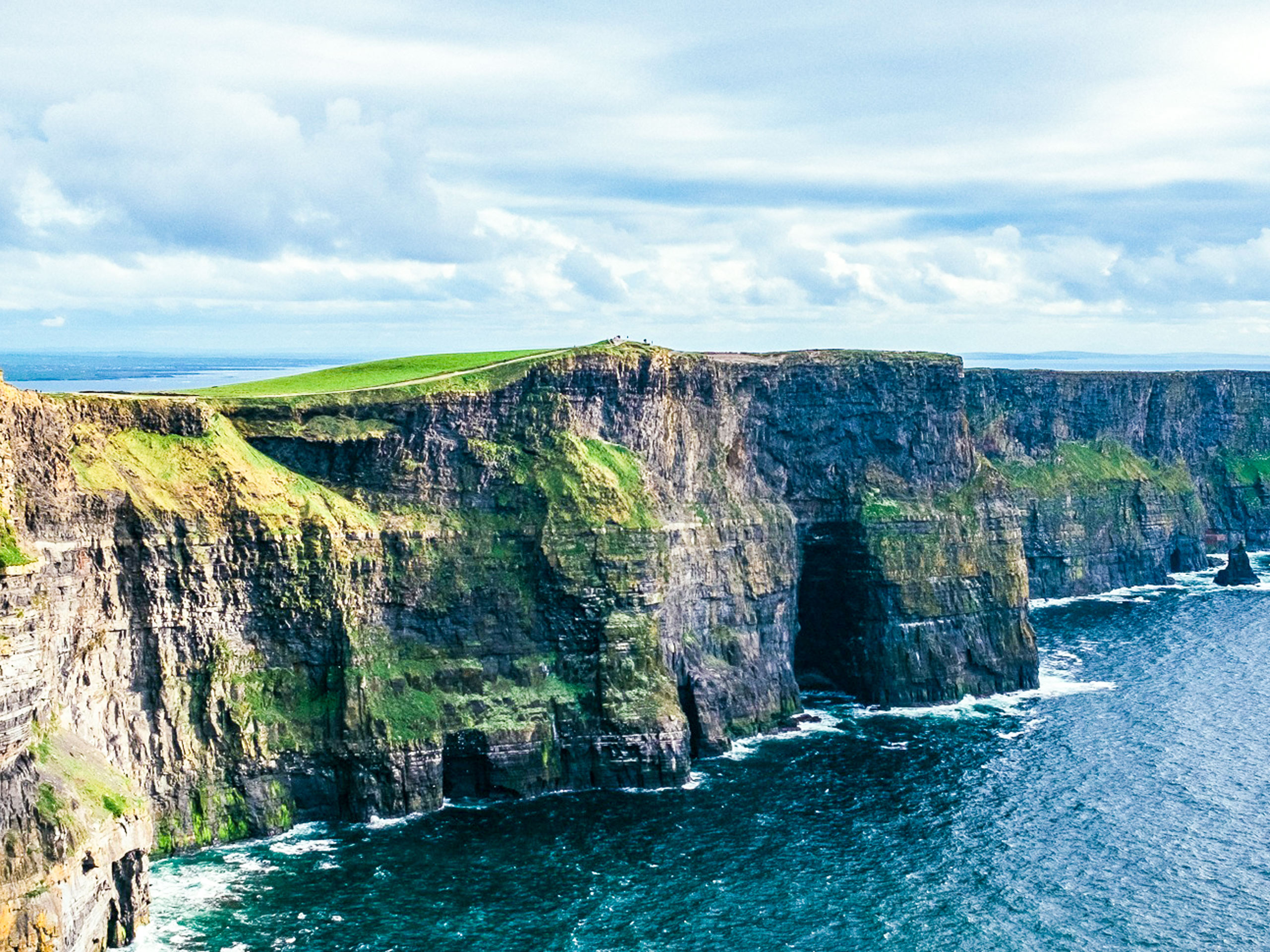 Cliffs of Moher panoramic view