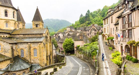 Cycle the Le Puy Camino: Le Puy to Cahors